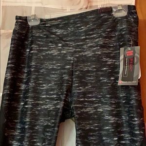 Workout capris
